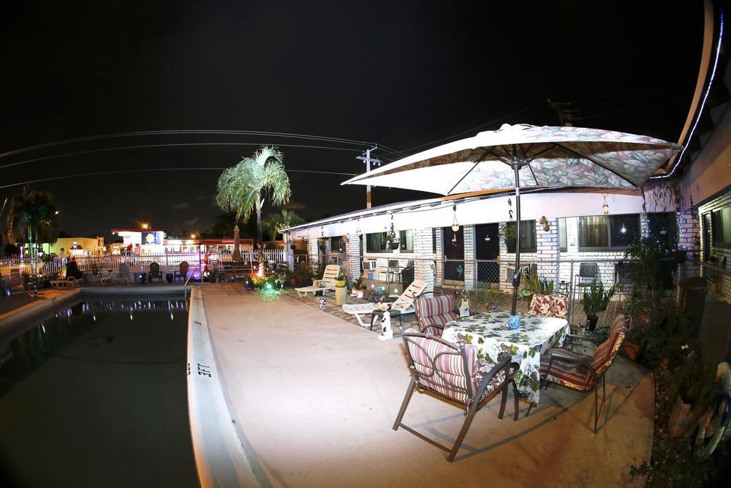 Adobe Hacienda Motel Hollywood Exteriér fotografie